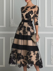 Eugénie | Vestido Midi de Encaje Negro con Corte en A