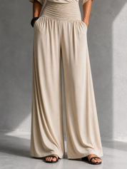 Alia | Conjunto elegante con efecto cruzado y pantalón ancho