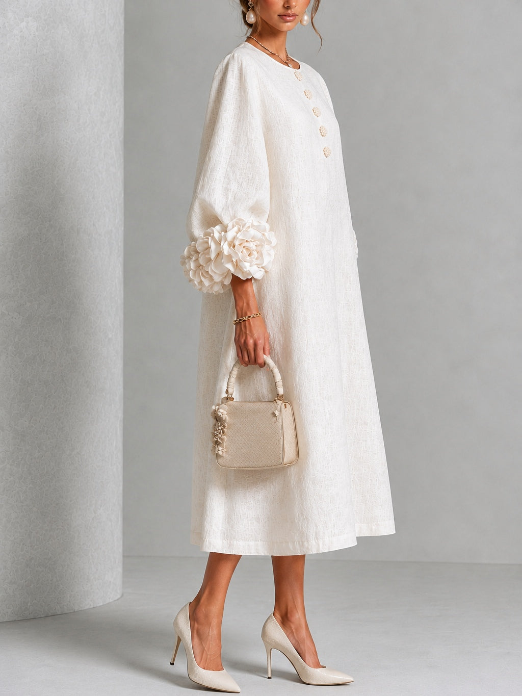 Capucine | Vestido Midi con Botones de Flor y Mangas Abullonadas