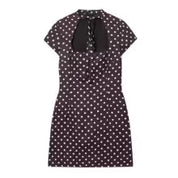 Adriana | Vestido Mini de Lunares con Cut-Out Frontal y Manga Corta