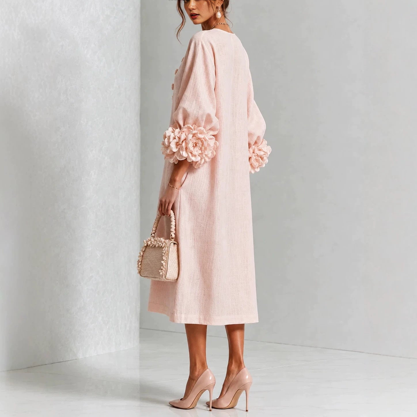 IVY | Vestido midi floral con mangas de puño de rosa