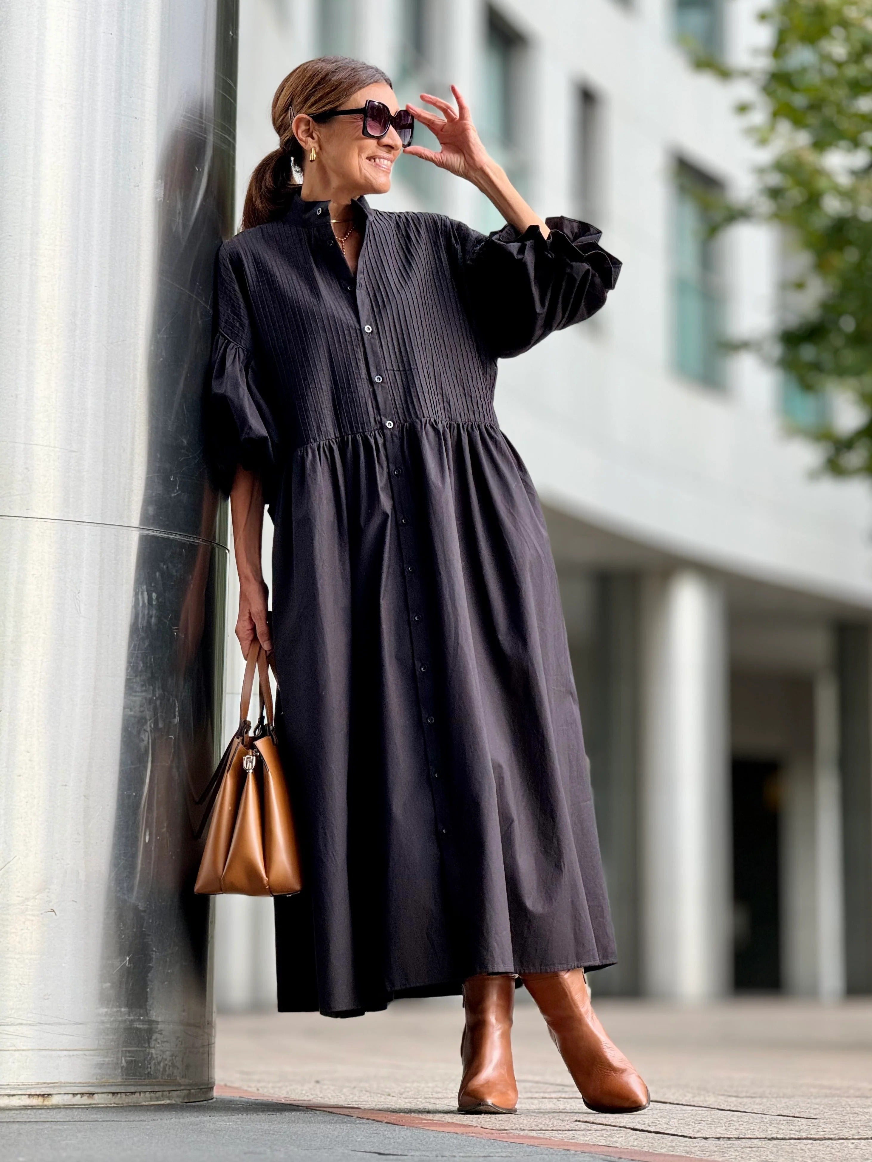 Vestido Phoebe White — Elegancia Atemporal en Algodón Egipcio