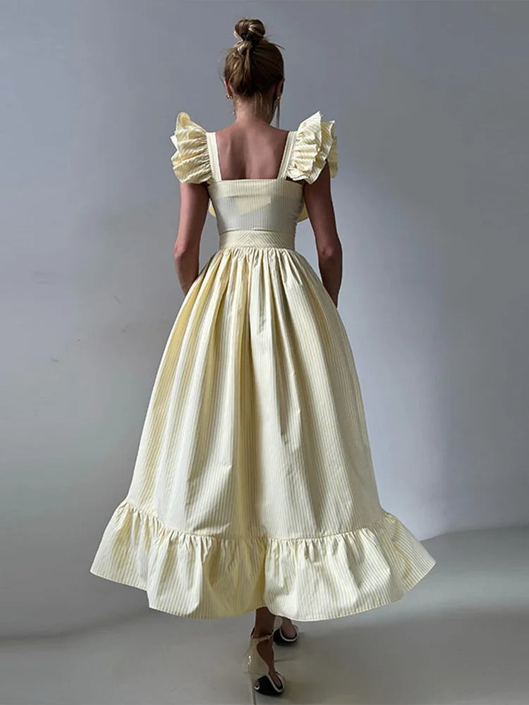 Lucía | Vestido Midi Camisero con Rayas y Mangas Mariposa