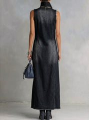 Adriana | Vestido Maxi Vaquero sin Mangas con Cuello Camisero y Abertura Lateral