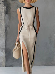 Elena | Vestido Maxi Sin Mangas en Beige con Detalle en Contraste y Abertura Frontal