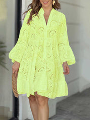 Lucía | Vestido Mini en Encaje Bordado con Escote en V y Manga Larga