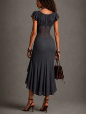 Carmen | Vestido Midi en Gris Antracita con Escote en V, Drapeado Frontal y Encaje
