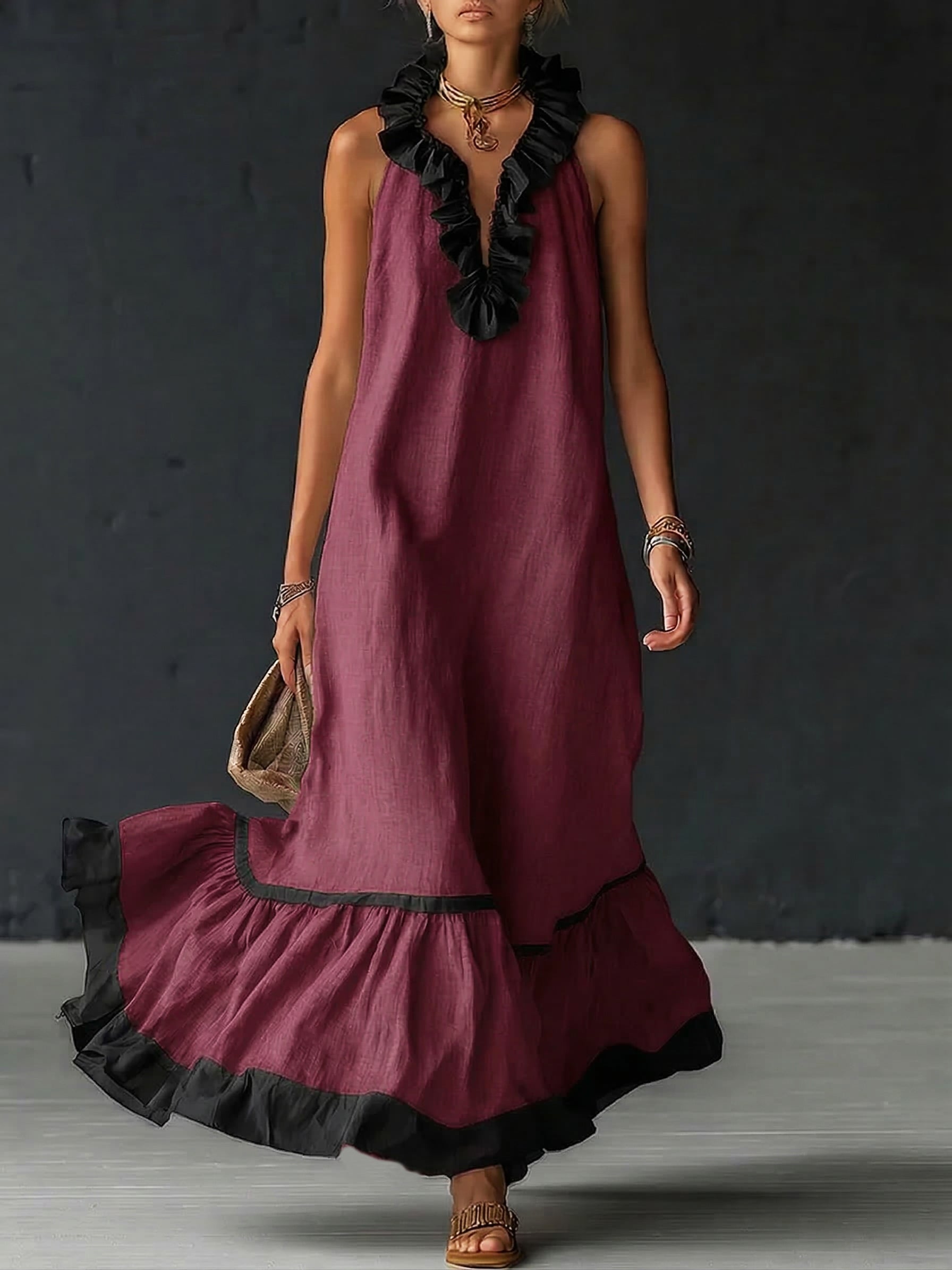 Nerea | Vestido Maxi Slip Dress con Tirantes Finos y Volante de Encaje en el Bajo