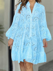 Lucía | Vestido Mini en Encaje Bordado con Escote en V y Manga Larga